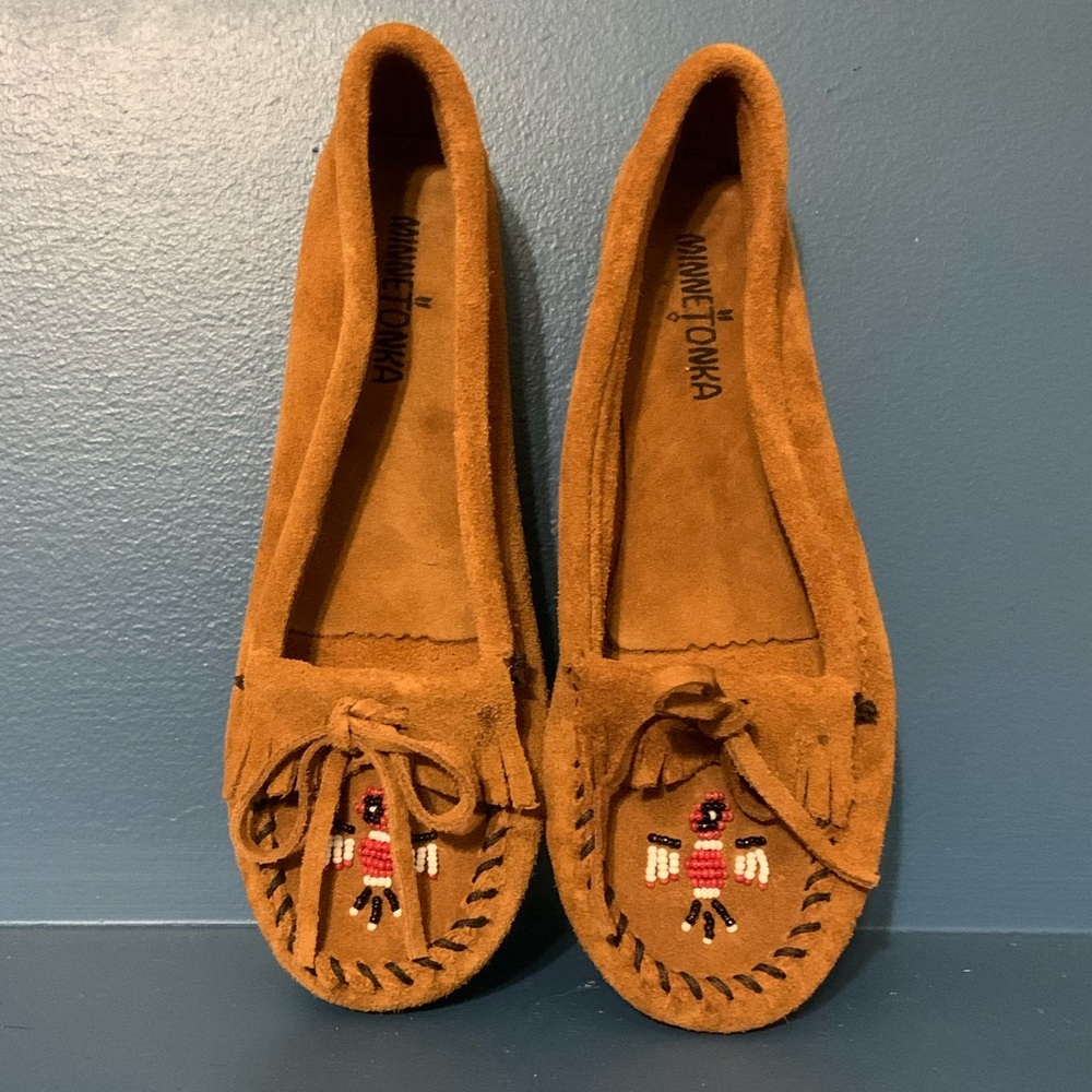 Minnetonka size 8.5 fit size 9